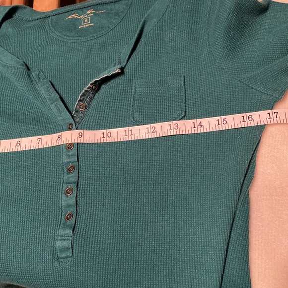 Eddie Bauer thermal Henley. Size medium. - Picture 5 of 5